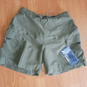 St John Men Dark Green Cargo Shorts Size Large New Without Tags
